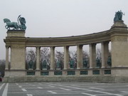 Площадь Героев и ее окрестность в Будапеште